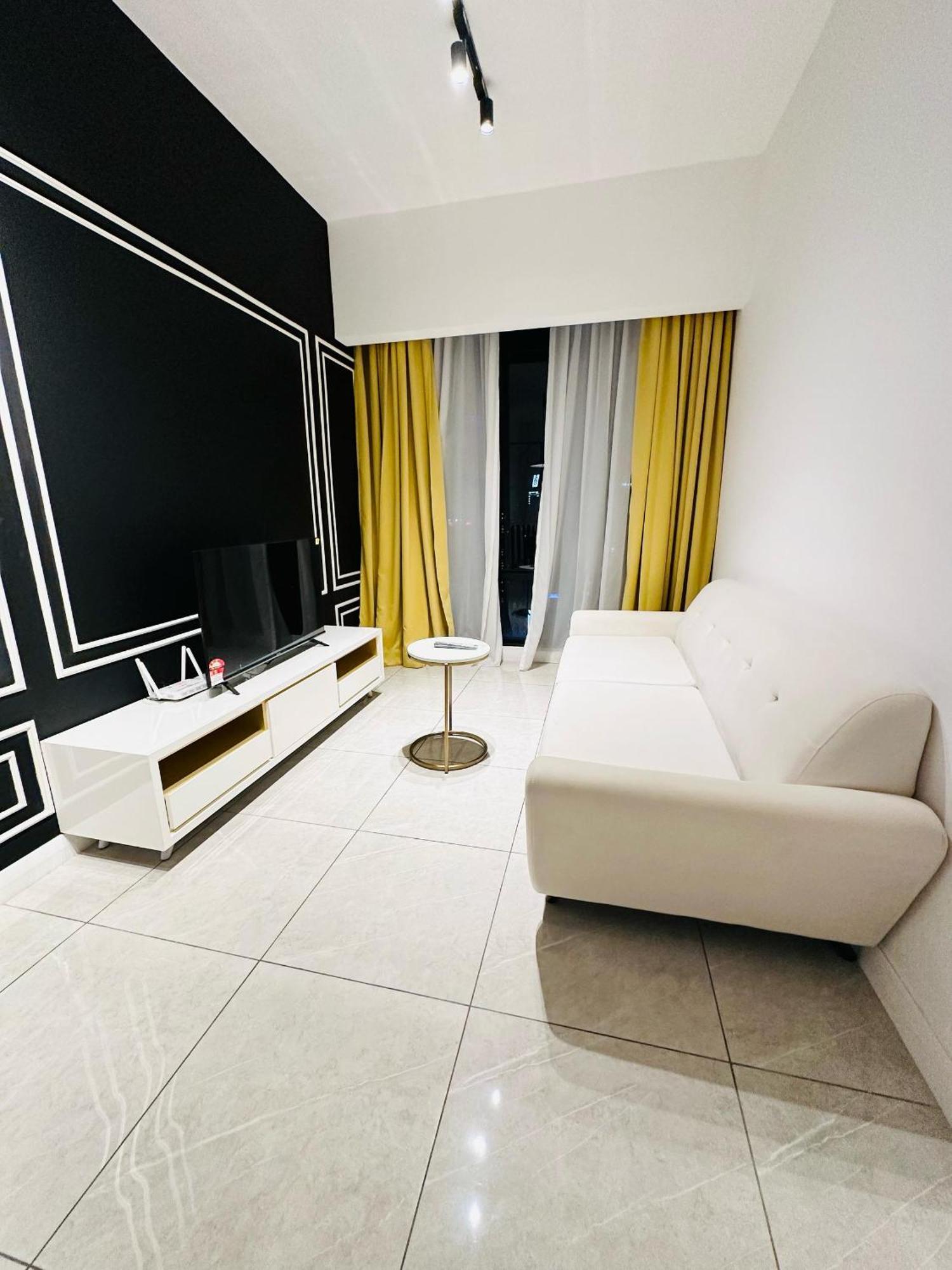 Axon Bukit Bintang By Taheeens Hotel 5*